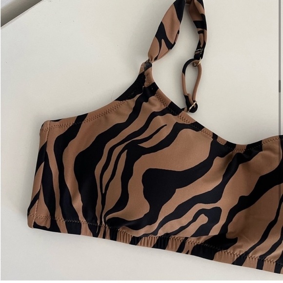 J Crew Zebra Striped Bikini Top - Picture 5 of 9